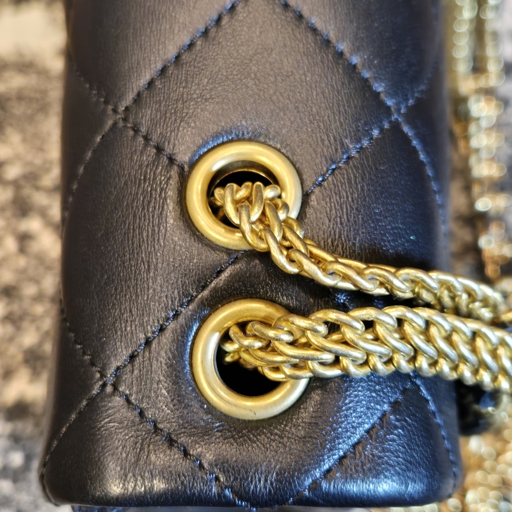 Chanel On and On Full Flap Shoulder Bag - Black Quilted Lambskin COA included - Picture 15 of 17